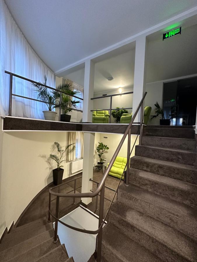 Hotel Freedom&Relax Buzau Exterior foto