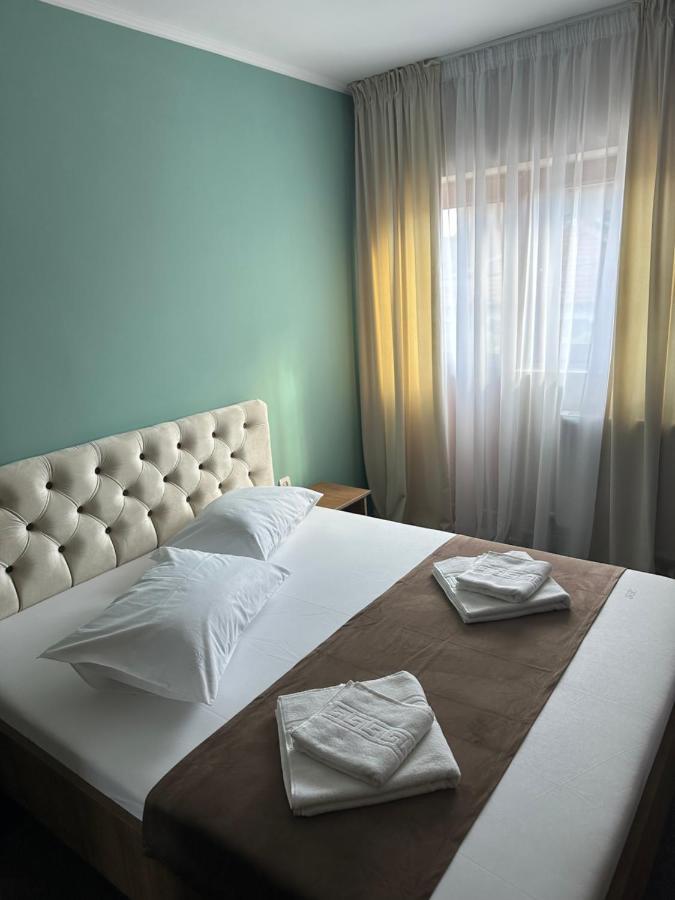 Hotel Freedom&Relax Buzau Exterior foto