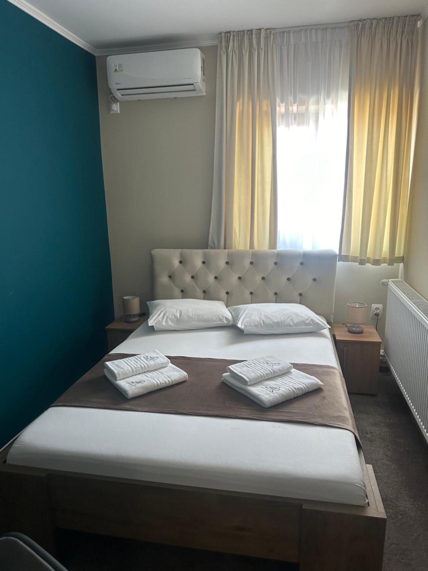 Hotel Freedom&Relax Buzau Exterior foto