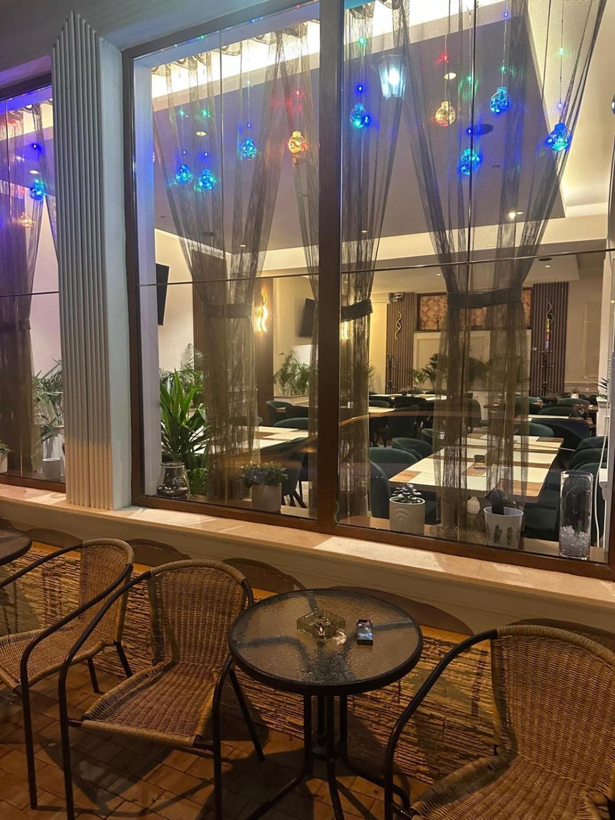 Hotel Freedom&Relax Buzau Exterior foto
