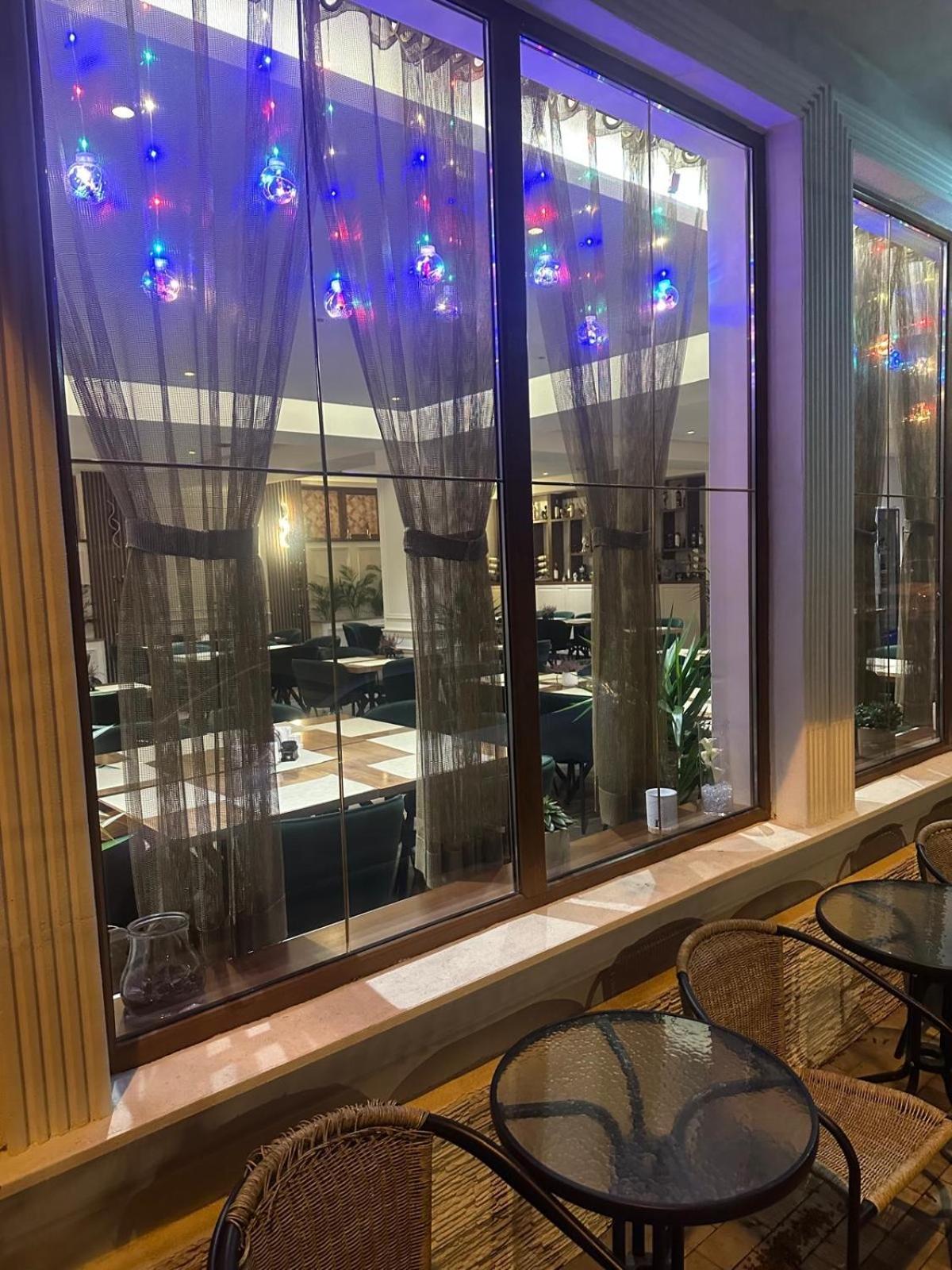 Hotel Freedom&Relax Buzau Exterior foto